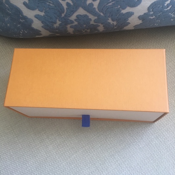 Louis Vuitton New Orange Box - Picture 3 of 3